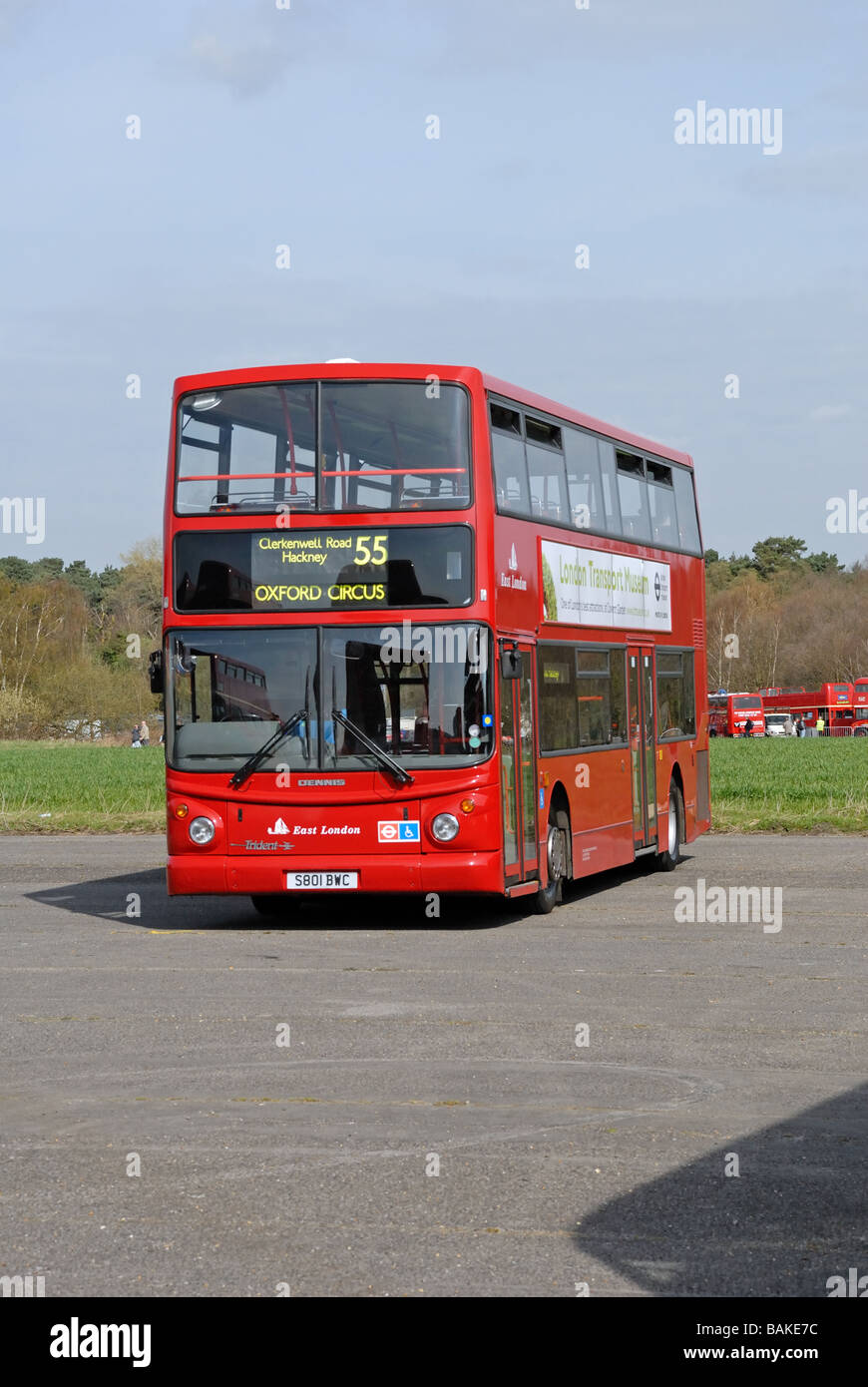 Dreiviertel Vorderansicht des S801 BWC eine Postkutsche East London TA1 ein Dennis Trident-Chassis mit einem Alexander ALX 400 Körper dies Stockfoto
