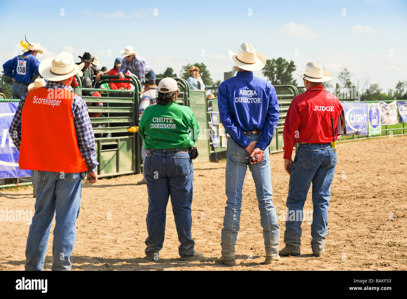 Rodeo cowgirl -Fotos und -Bildmaterial in hoher Auflösung – Alamy