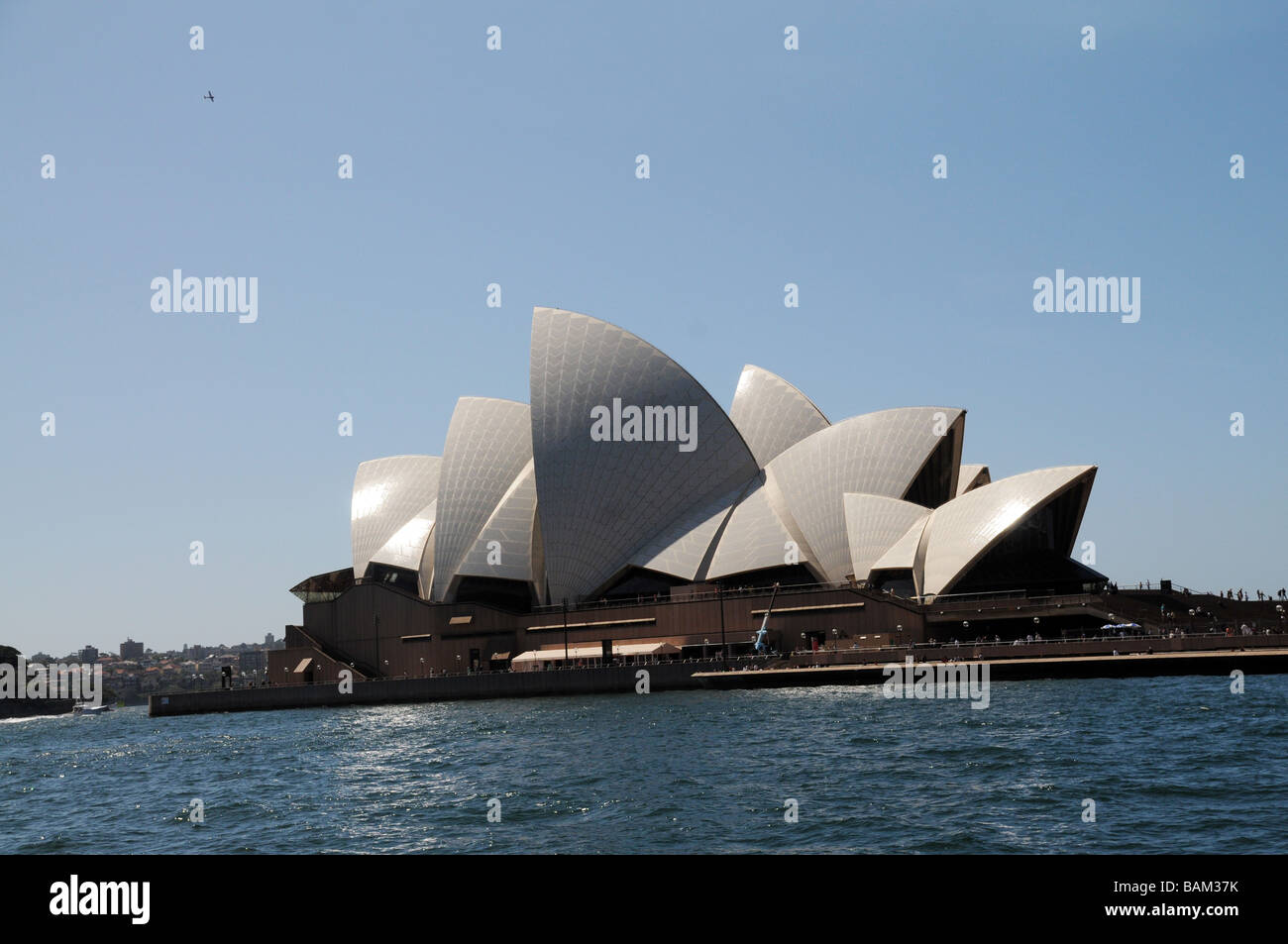 Sydney Australia, Ansicht des Opera House, Baujahr 2003, entworfen von Jorn Utzon, eines der markantesten Gebäude das Wort. Stockfoto