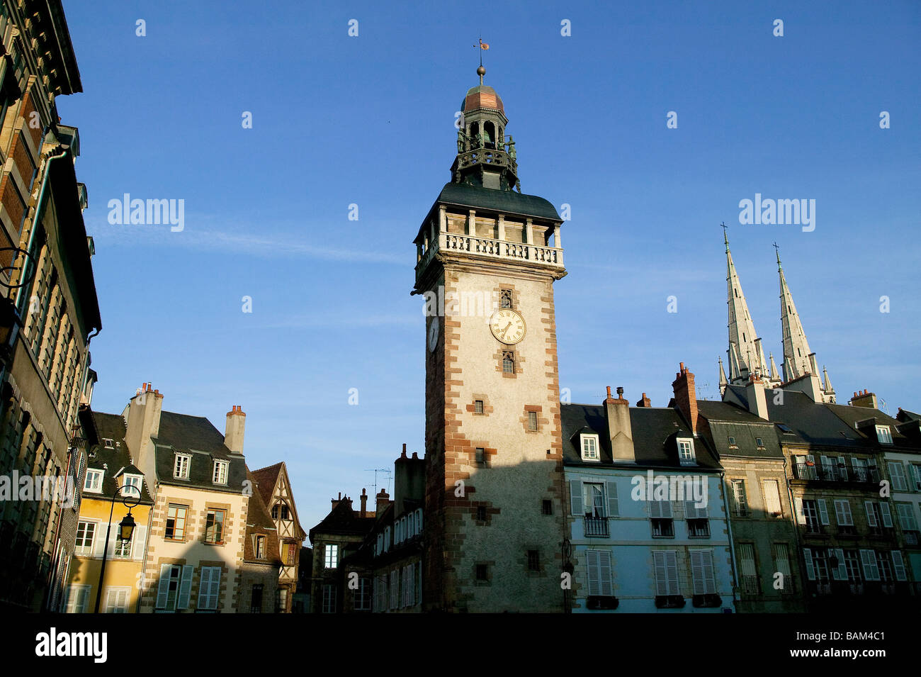 Frankreich, Allier, Bourbonnais, Moulins Sur Allier, Glockenturm beherbergt Jacquemart (Automaten-Uhr welcher läuten für Glocke Stockfoto