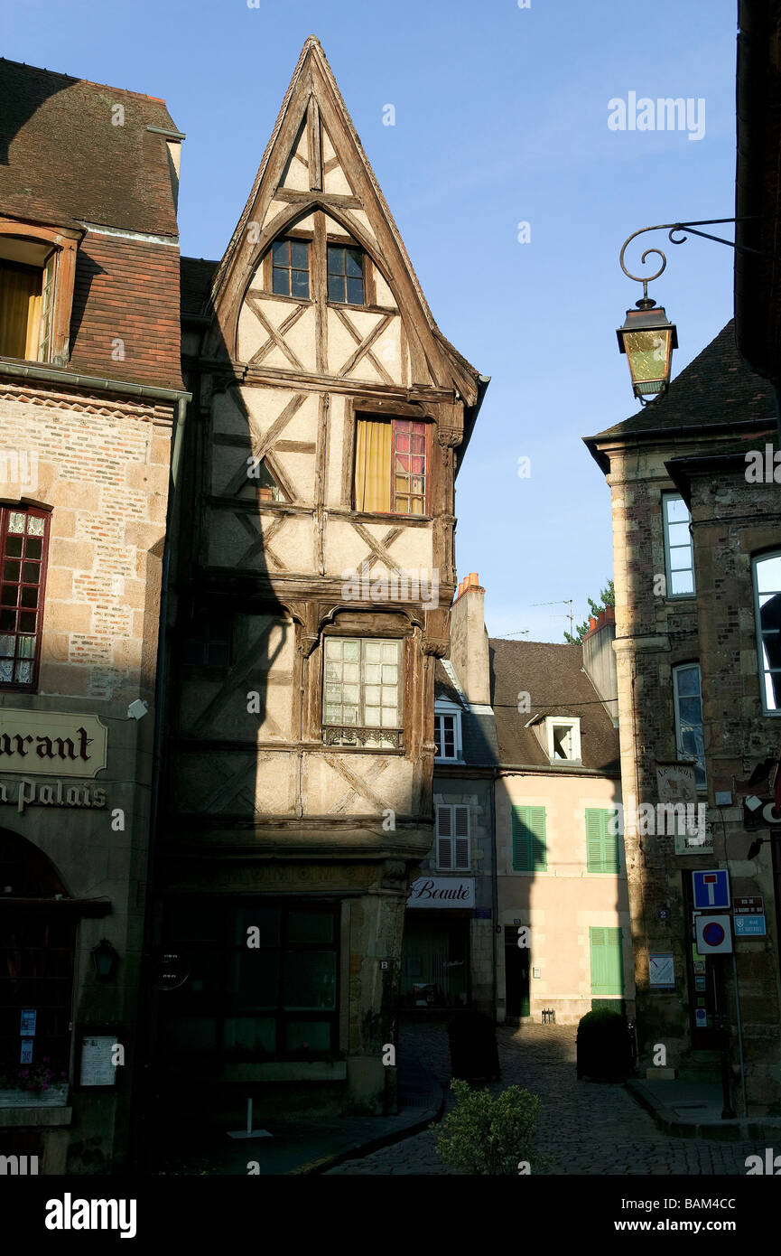 Frankreich, Allier, Bourbonnais, Moulins Sur Allier, halbe Verschalen Haus in der Rue de l ' Horloge Stockfoto