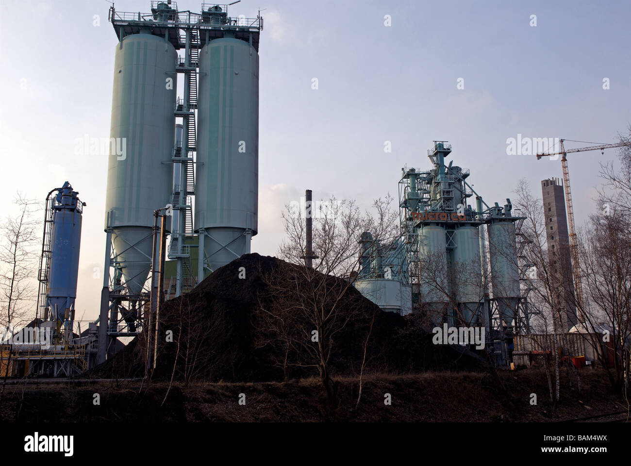 Microco, eine Firma, die Kohle zu Kraftstoff Hochöfen in der Stahlindustrie verwendet werden verarbeitet. Stockfoto