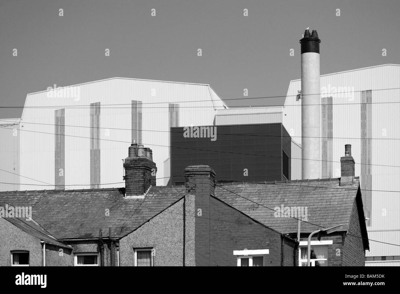 Burnaby Street und BAE Systems Submarine Solutions Gebäude. Furness, Cumbria, England, Vereinigtes Königreich, Europa. Stockfoto