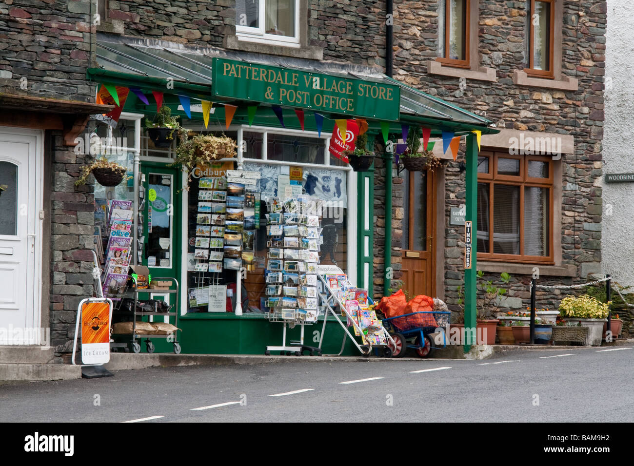 Patterdale-Dorfladen und Post, Patterdale, in der Nähe von Ullswater, Lake District, Cumbria Stockfoto