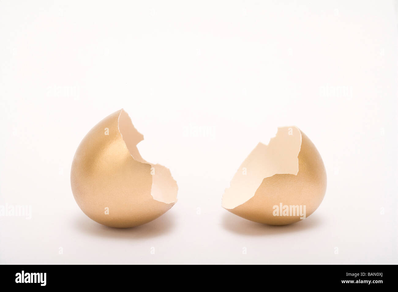 Goldenen Eierschalen Stockfoto