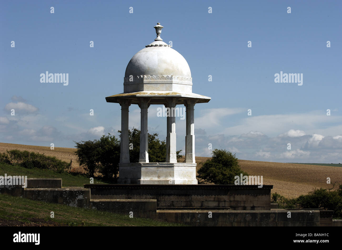 Das Chattri-Denkmal auf der South Downs in der Nähe von Brighton in Erinnerung an die indischen Soldaten gab lebt im großen Krieg Stockfoto