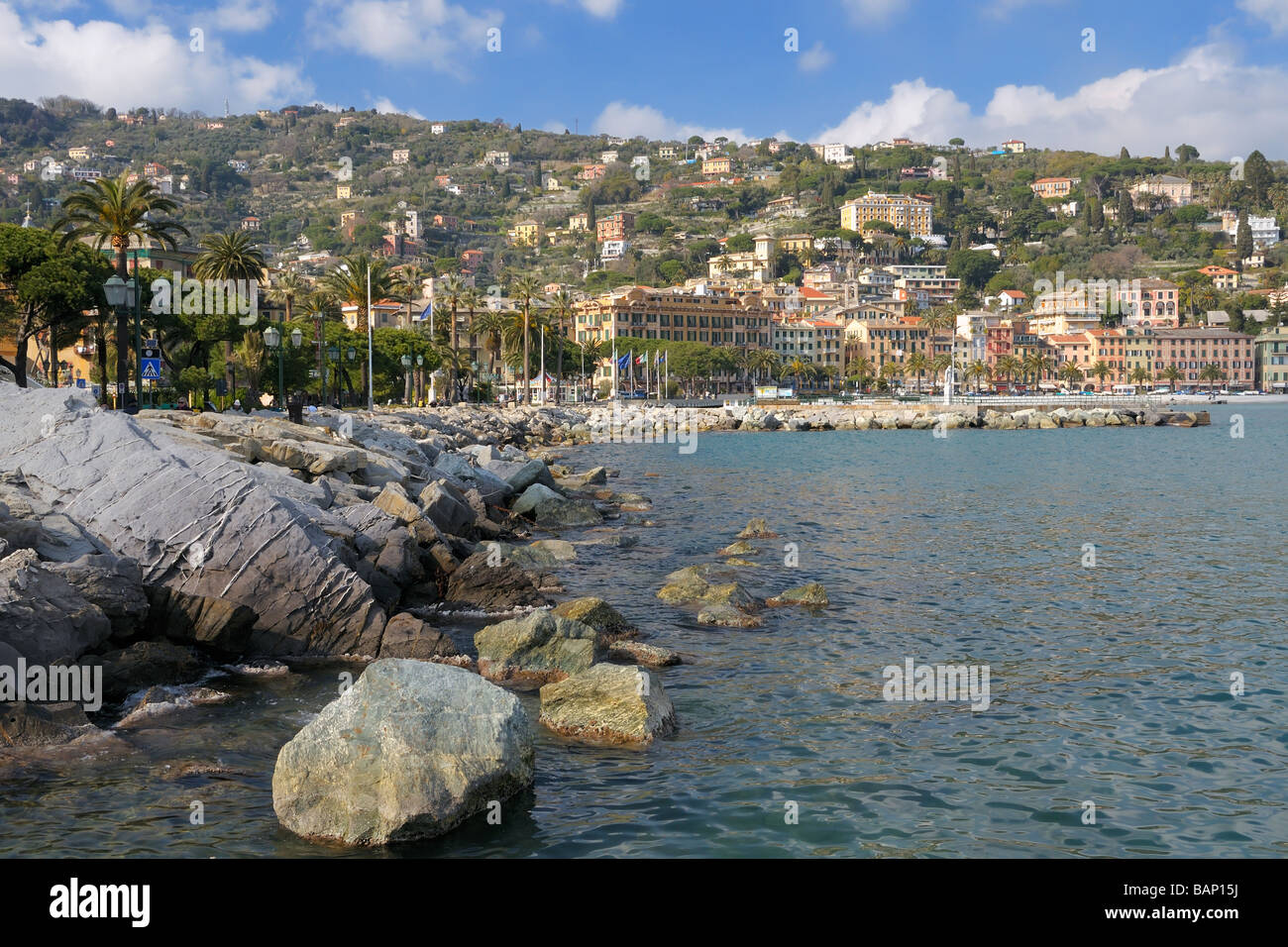 Die Küstenlinie und Hafen in der Stadt von Santa Margherita Ligure, Ligurien, Italien-Bilder. Stockfoto