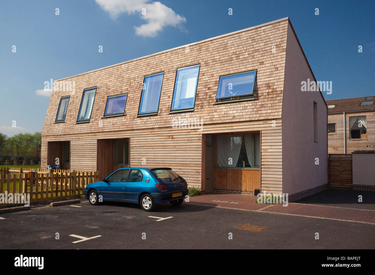 Low-cost umweltfreundliche Häuser in Elmswell Dorf in Suffolk, UK Stockfoto