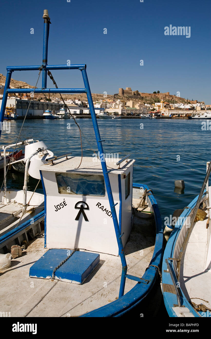 Fischerhafen monumentale Zitadelle und Schloss Almeria Andalusien Spanien Stockfoto