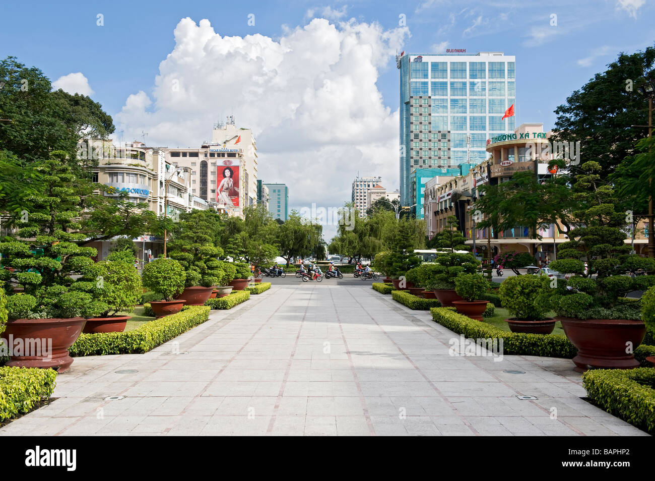 Nguyen Hue Boulevard in der Nähe des Hotel Rex anzeigen Ho-Chi-Minh-Stadt, Vietnam. Stockfoto