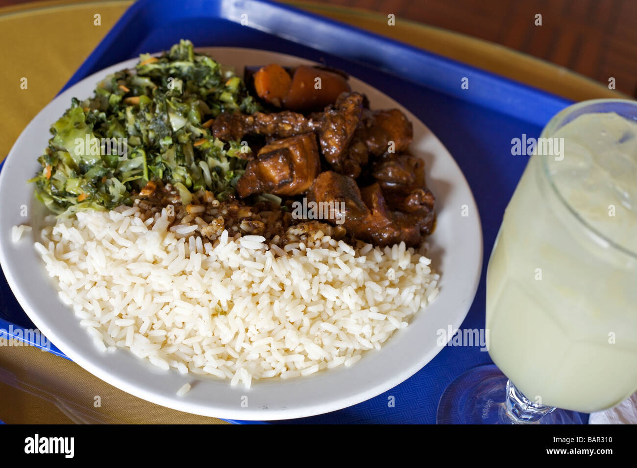 Traditionelle karibische Speisen serviert in Bajan Restaurant in Barbados, "West Indies" Stockfoto