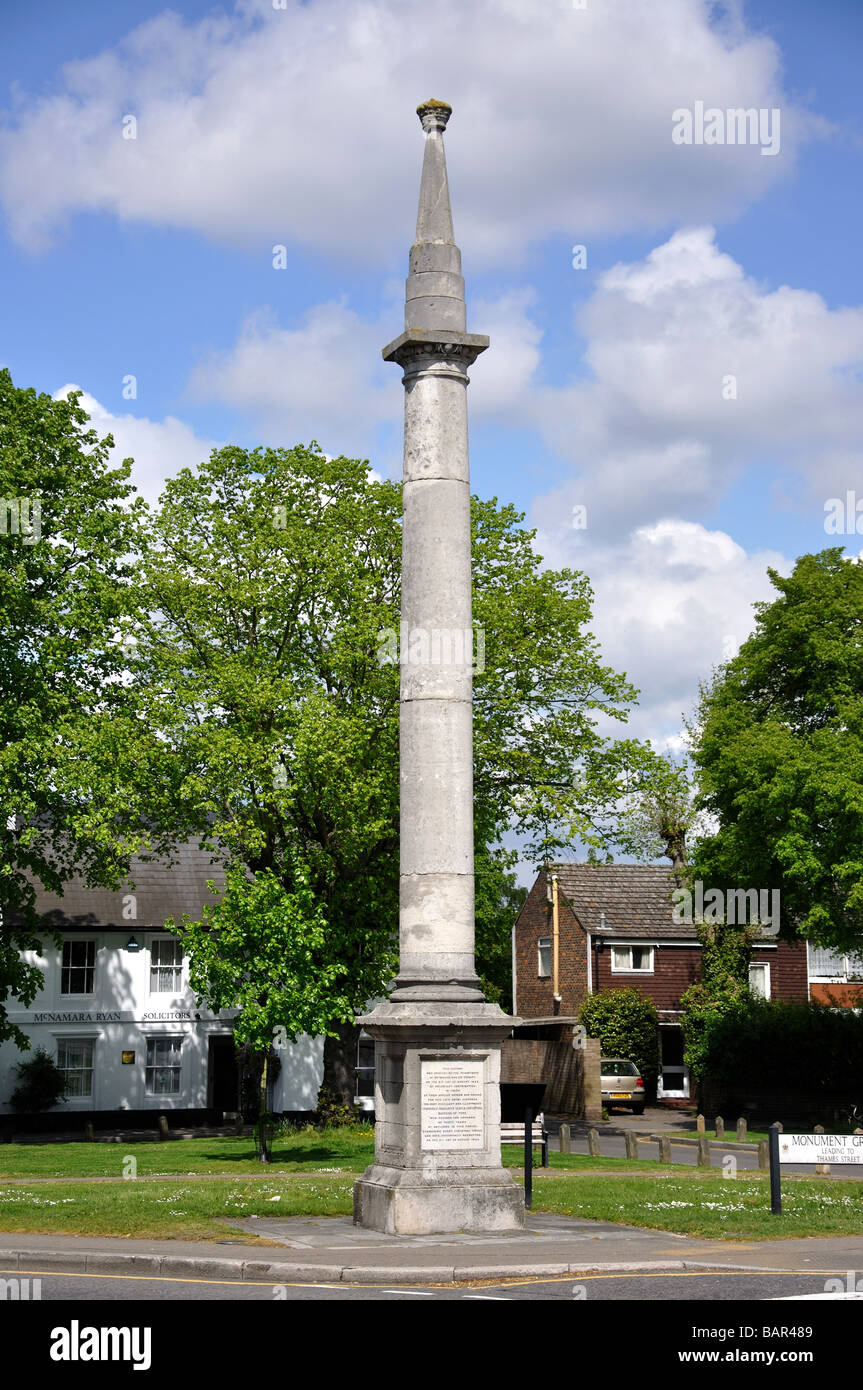 York-Spalte, High Street, Weybridge, Surrey, England, Vereinigtes Königreich Stockfoto