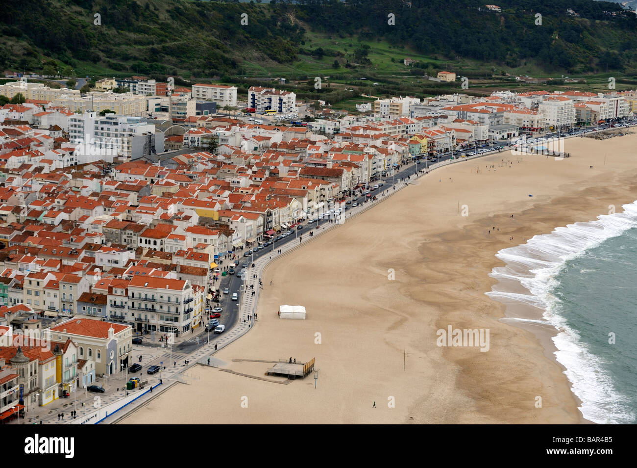Blick auf Meer Dorf von Nazare Portugal Stockfoto