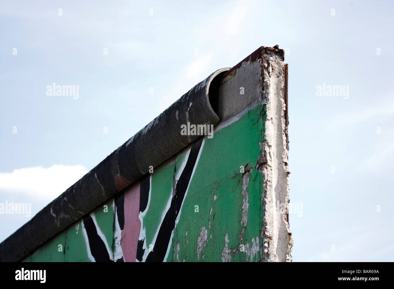 Deutschland, Berlin, gebrochene Wand mit graffiti Stockfoto