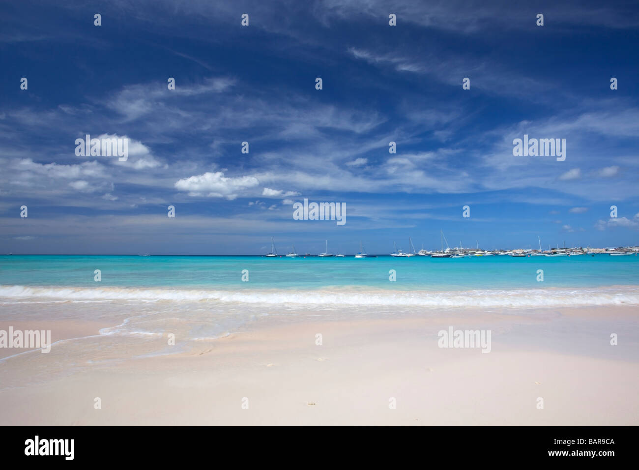 Kiesel Strand von West Küste von Barbados, "West Indies" Stockfoto