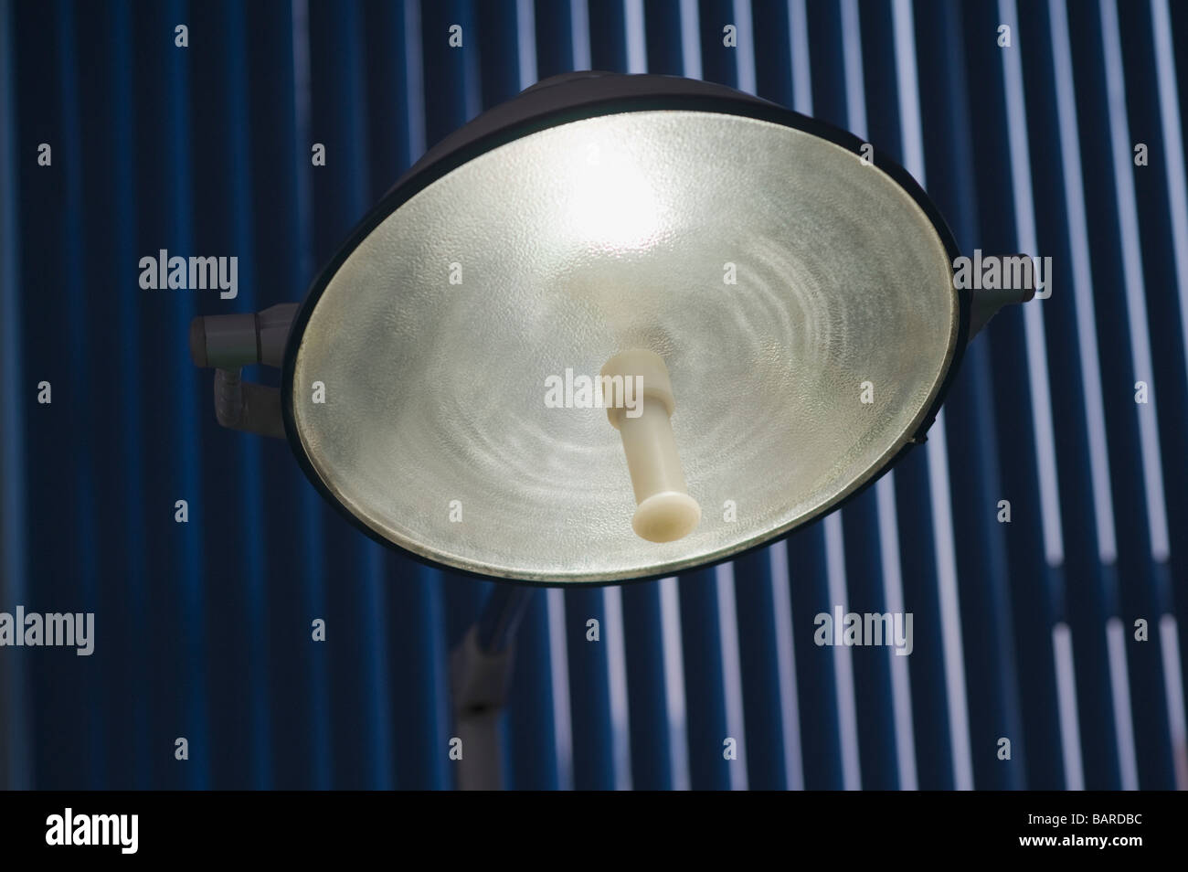 Nahaufnahme einer OP Lampe, Gurgaon, Haryana, Indien Stockfoto