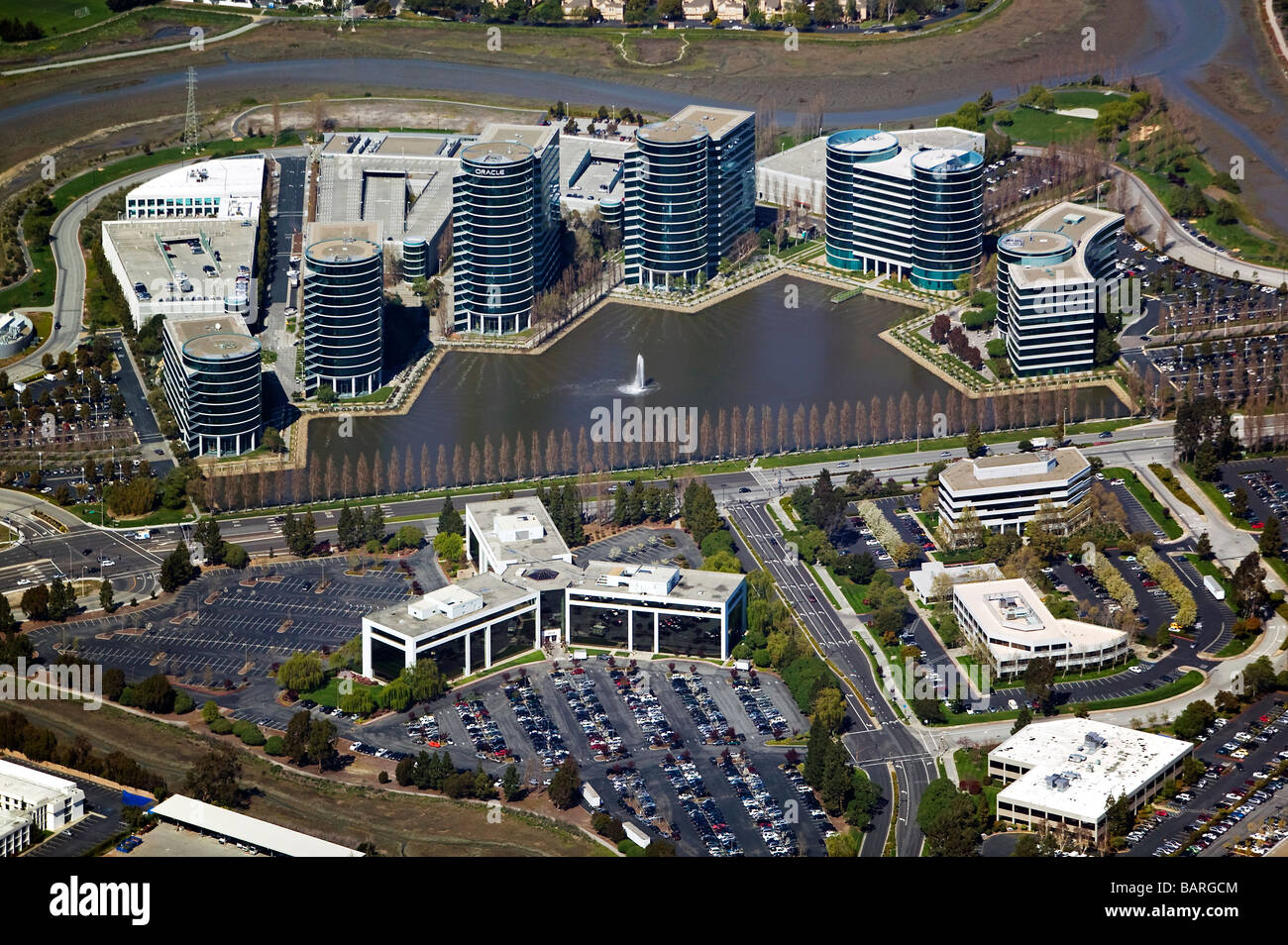 Luftaufnahmen über Oracle Corporation Unternehmenswelt Hauptsitz Redwood Shores, Kalifornien Stockfoto