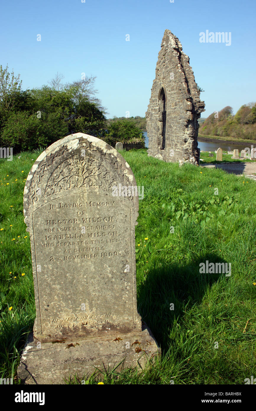 Ruinen der alten Donegal-Kloster und Friedhof, Donegal Town, Irland Stockfoto