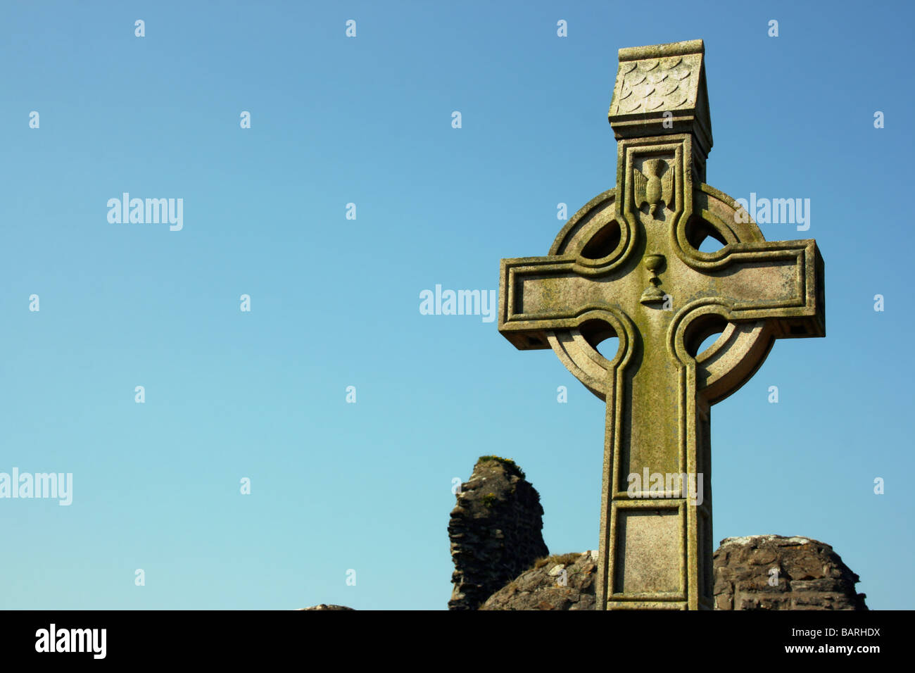 Keltisches Kreuz in Donegal Kloster Friedhof, Donegal Town, Irland Stockfoto