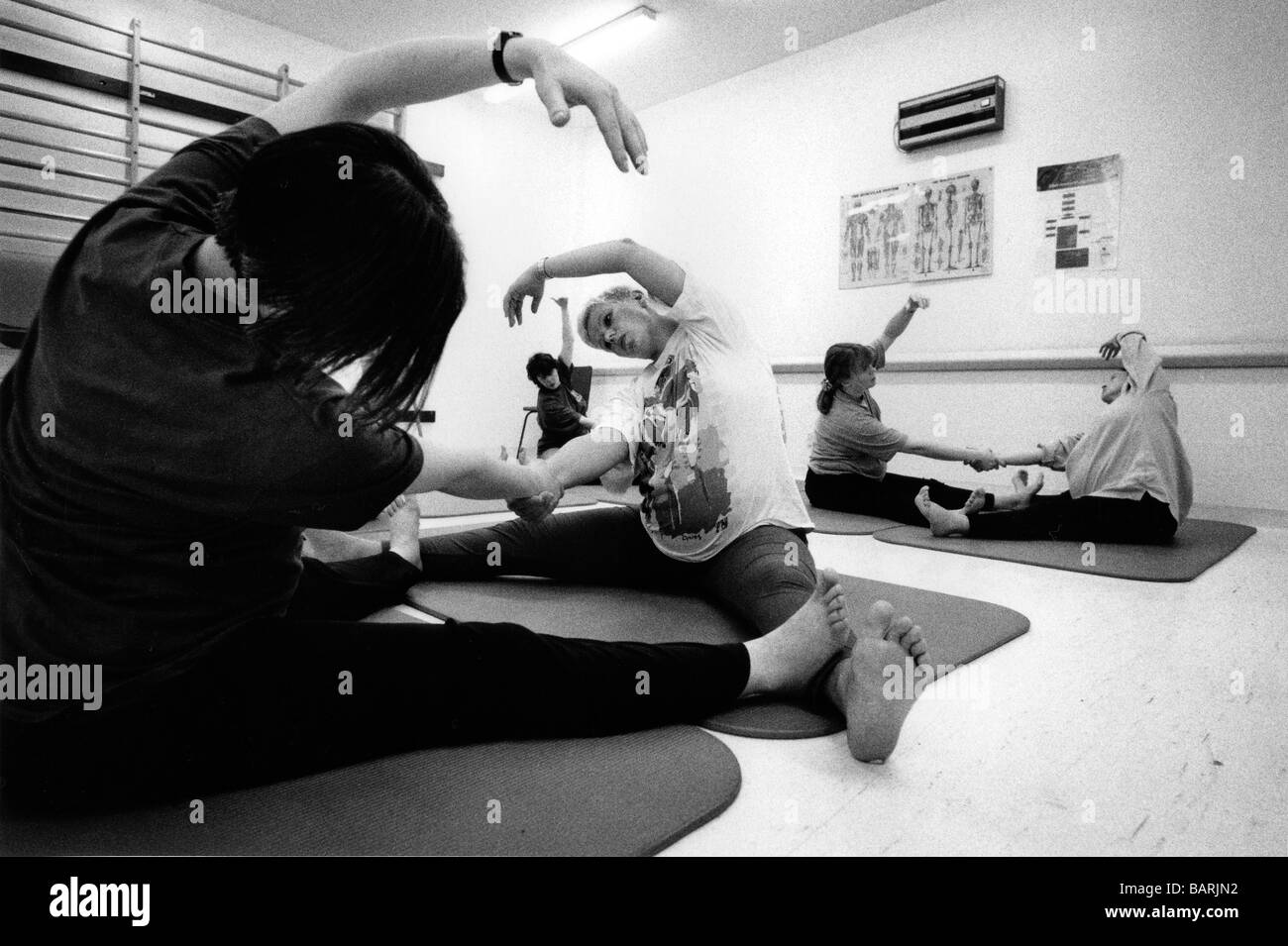Die Yoga-Kurse ergänzen die Homerton Hospital Ante-Radix Klassen verbinden Frauen in den verschiedenen Phasen der Schwangerschaft Stockfoto