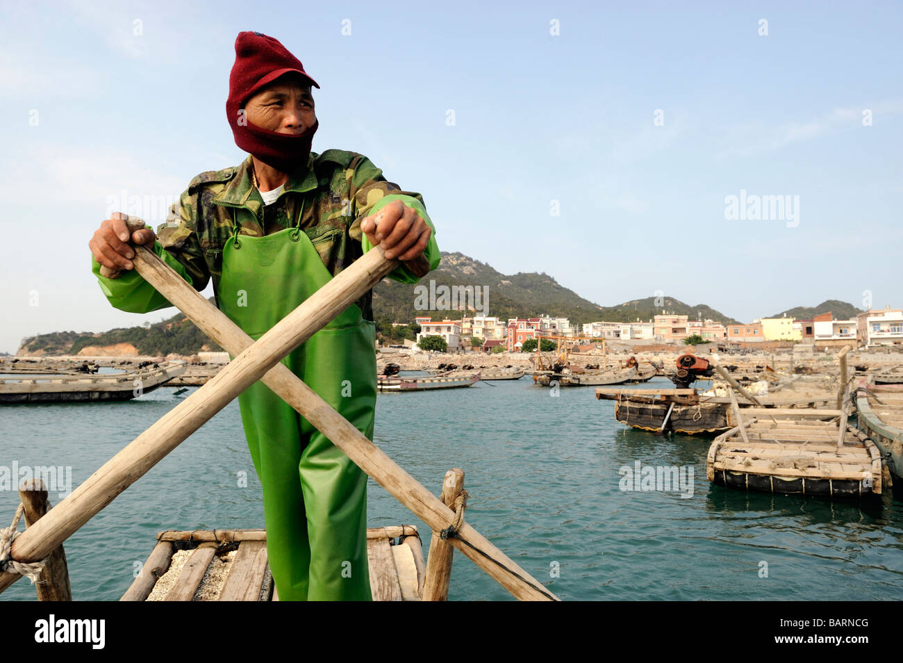Ein Fishman Gulei Halbinsel, wo die PX-Fabrik in Zhangzhou, Provinz Fujian, China 15. April 2009 verlagert werden Stockfoto