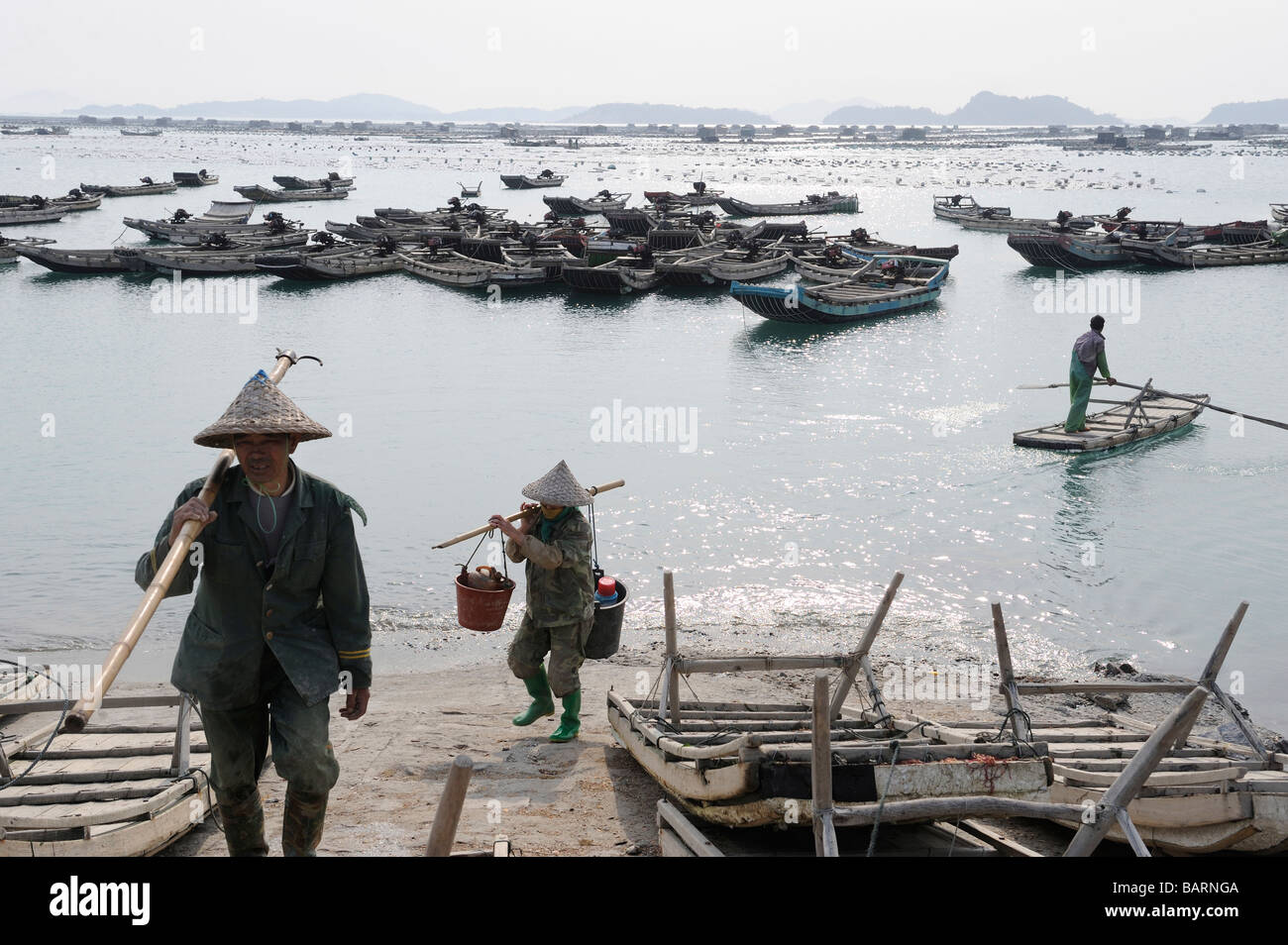 Ein Fischerdorf am Gulei Halbinsel, wo die PX-Fabrik in Zhangzhou Fujian Provinz China 15. April 2009 verlagert werden Stockfoto