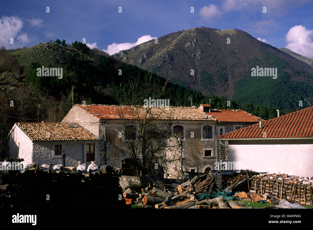 Italien, Abruzzen, Nationalpark Abruzzen, Civitella Alfedena Stockfoto