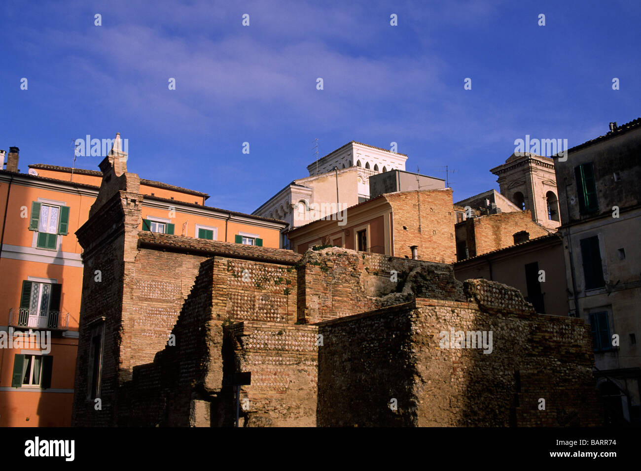 Italien, Abruzzen, Chieti, römische Tempel Stockfoto