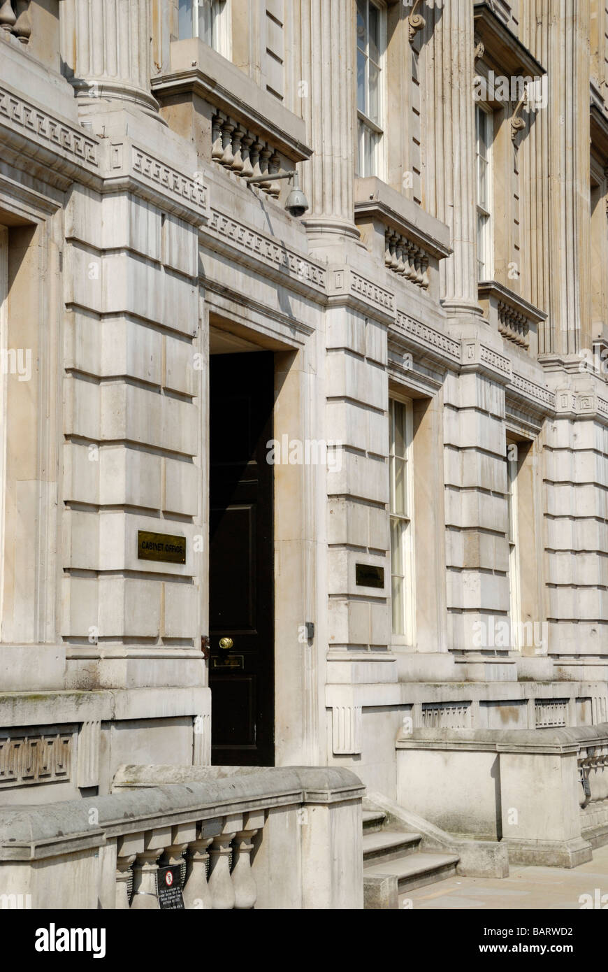 Außenseite des Cabinet Office in Whitehall, London Stockfoto