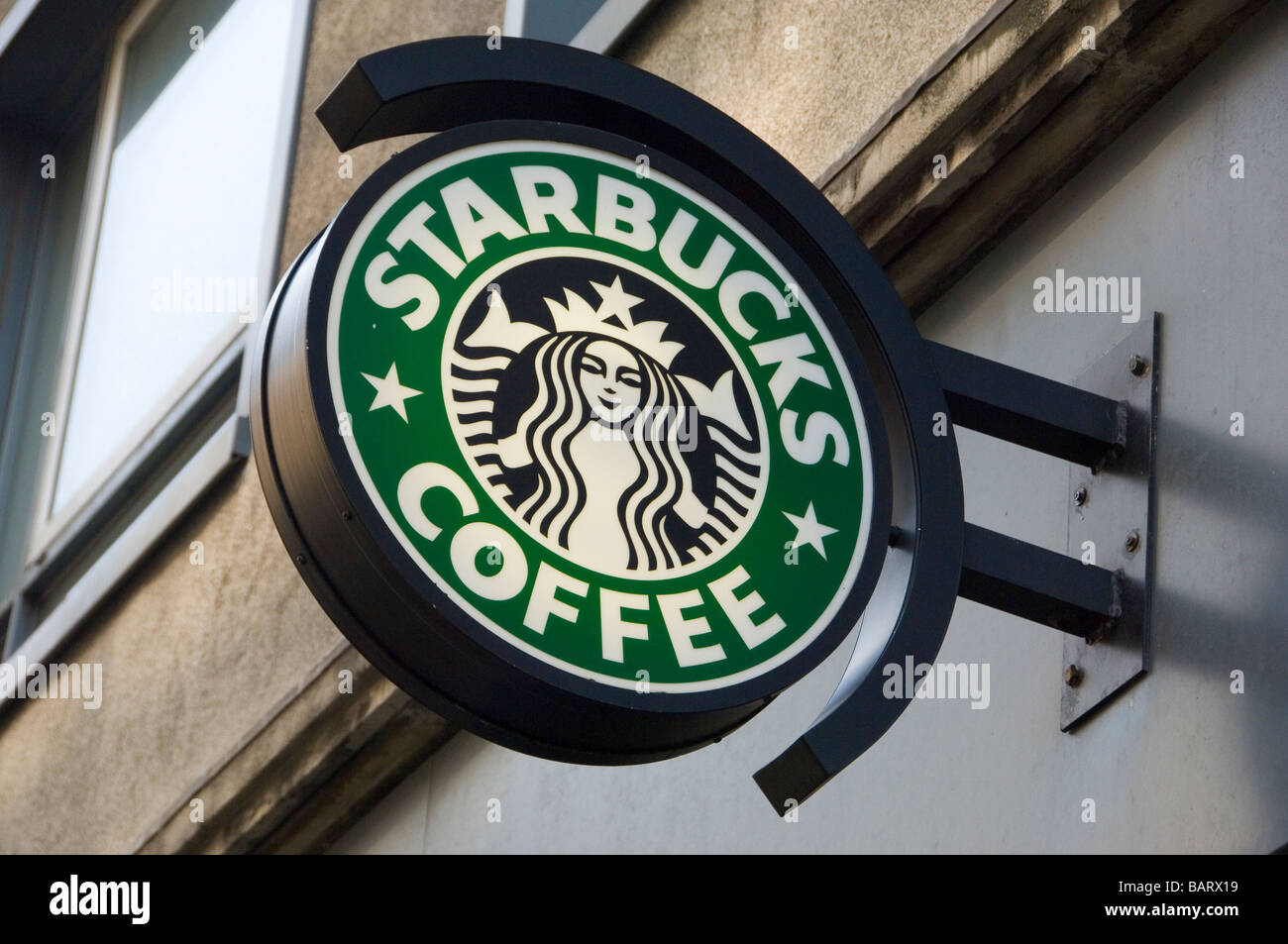 Kaffee von Starbucks-Logo Stockfoto