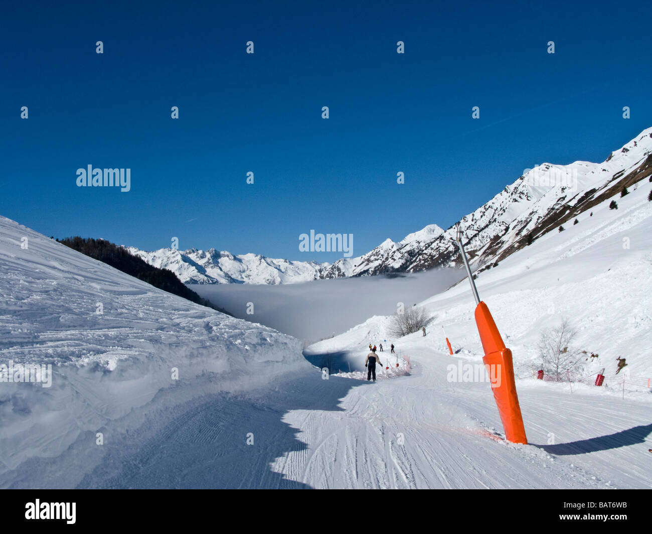 Skifahren in den Bergen Tourmalet, Pyrenäen, Frankreich Stockfoto