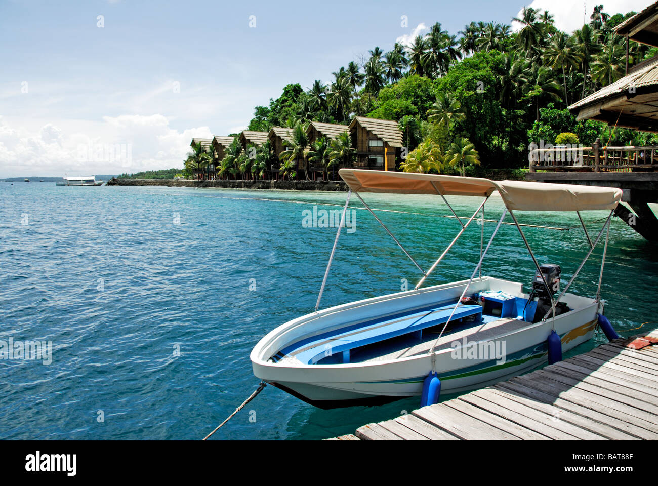 Tropisches Inselparadies über Wasserbungalows Pearl Farm Beach Resort Samal Insel südlichen Teil der Philippinen Urlaub Stockfoto Tropisches Inselparadies über Wasserbungalows Pearl Farm Beach Resort Samal Insel südlichen Teil der Philippinen Urlaub Stockfoto