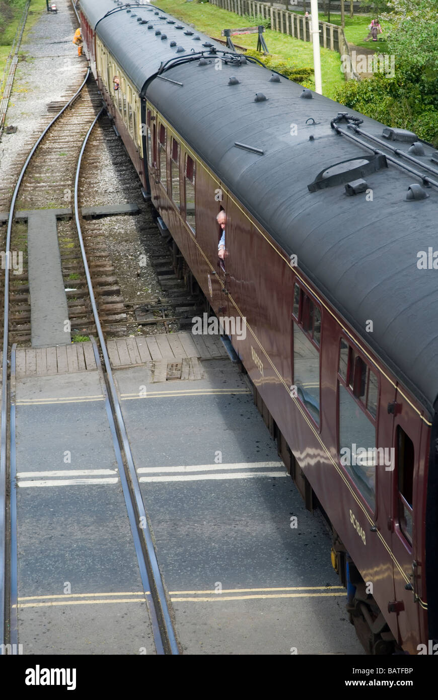Erhöhte Ansicht einer Dampfmaschine Zug in Ramsbottom Lancashire UK Stockfoto