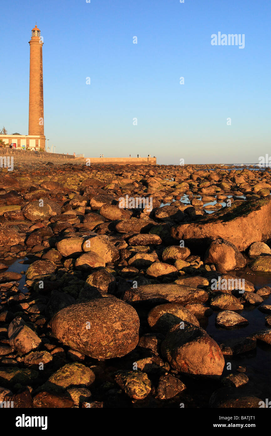 Strand und Leuchtturm von Maspalomas bei Sonnenuntergang Gran Canaria Spanien Europa Stockfoto