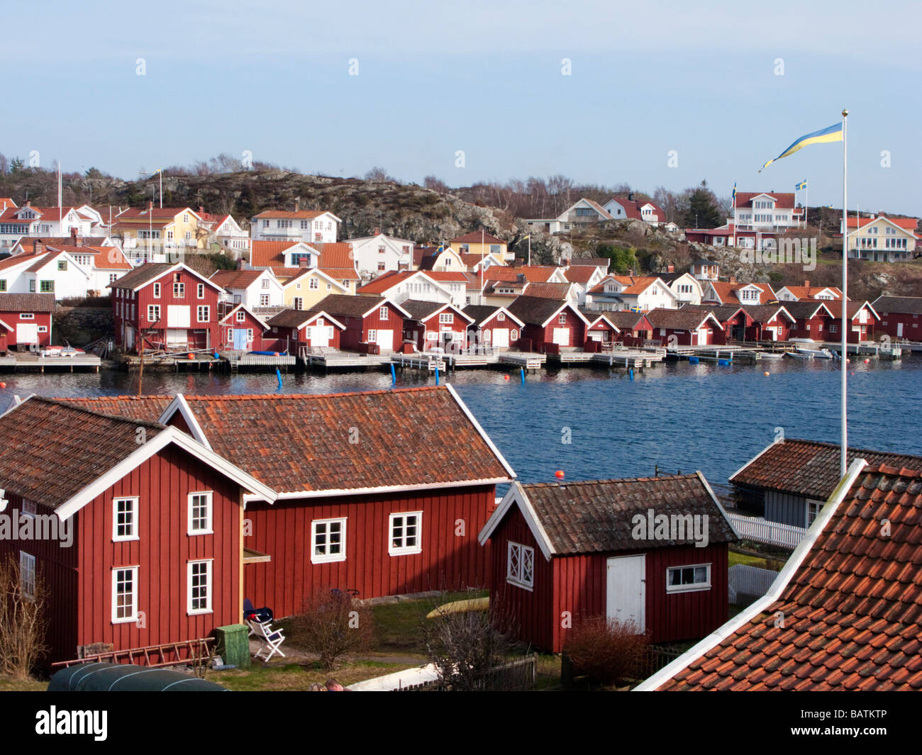 Blick über Dorf Fiskebackskil an Schwedens Bohuslan Küste Stockfoto