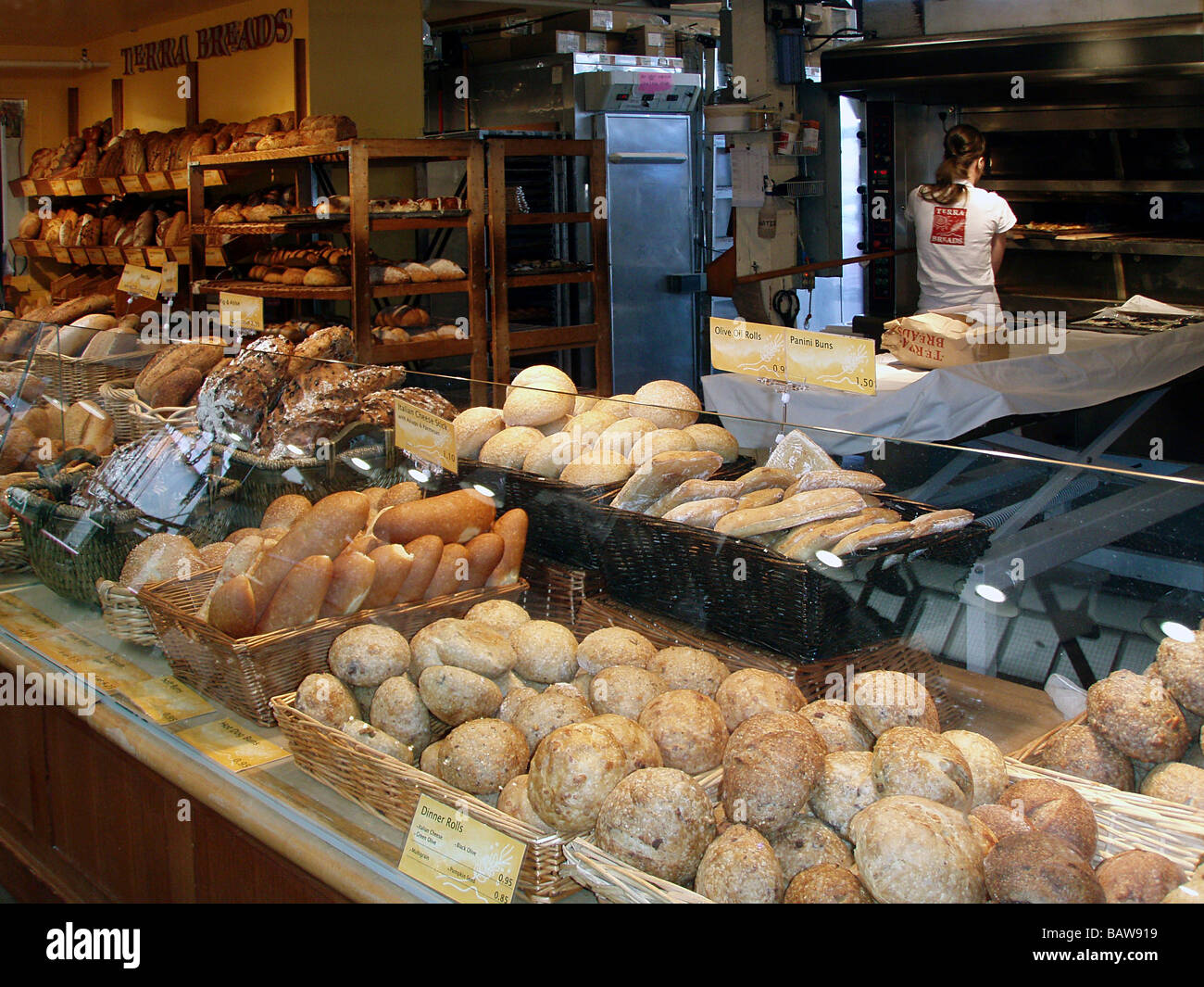 Bäckerei-Stall in Granville Island Public Market, Vancouver, Britisch-Kolumbien, Kanada. Stockfoto