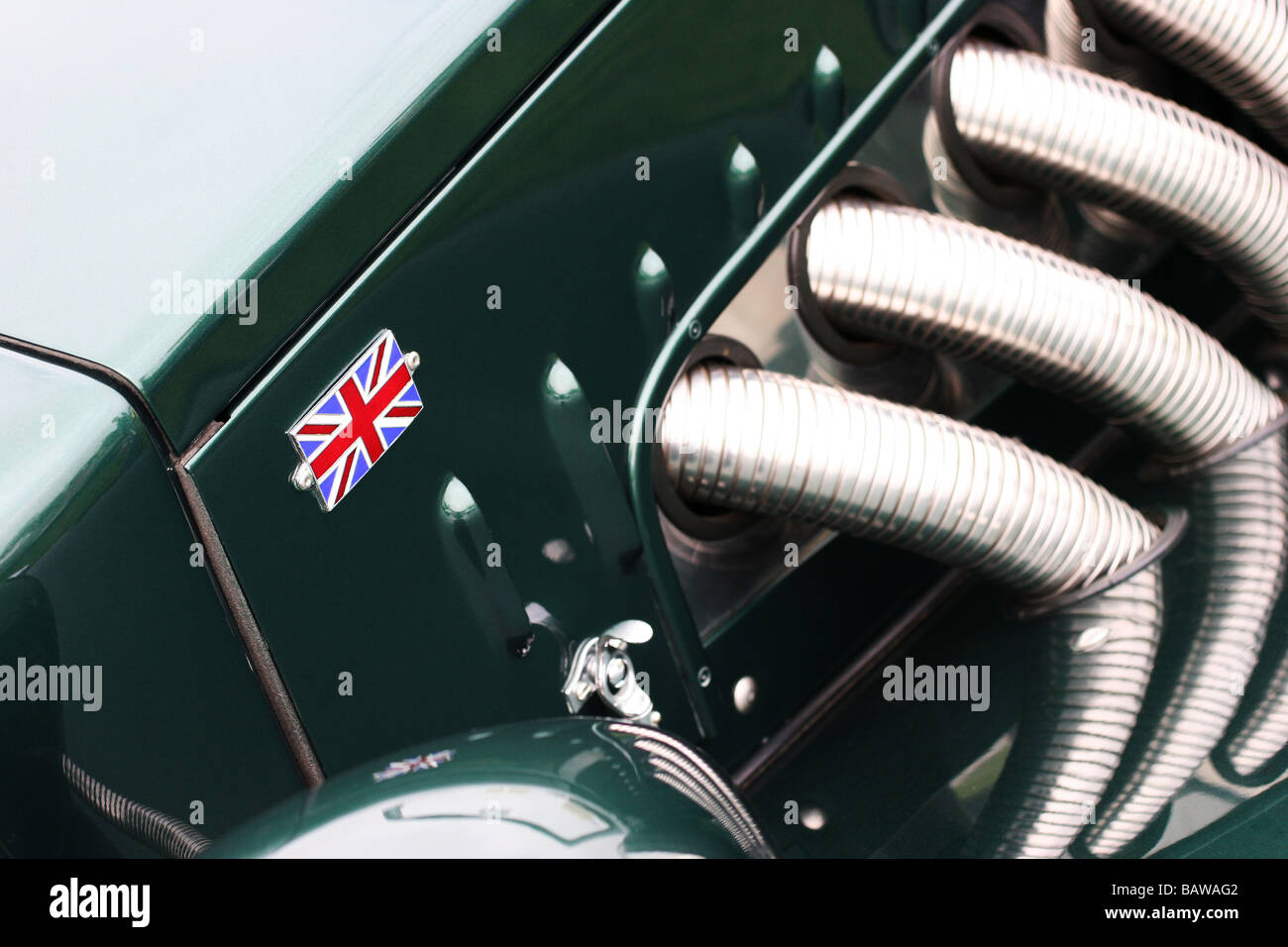 Britische Abzeichen auf klassischen britischen Sportwagen Stockfoto