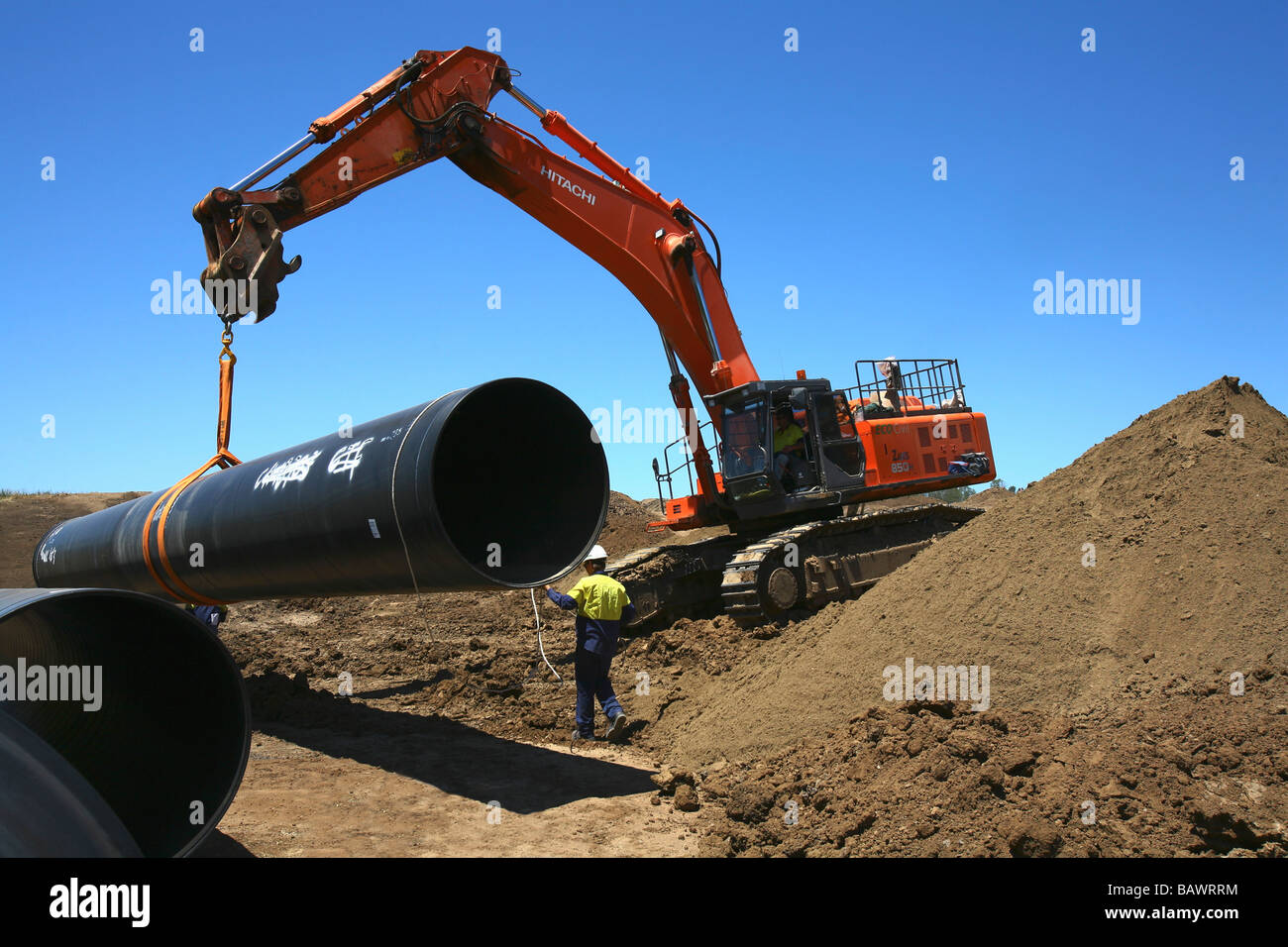 Laying pipes -Fotos und -Bildmaterial in hoher Auflösung – Alamy