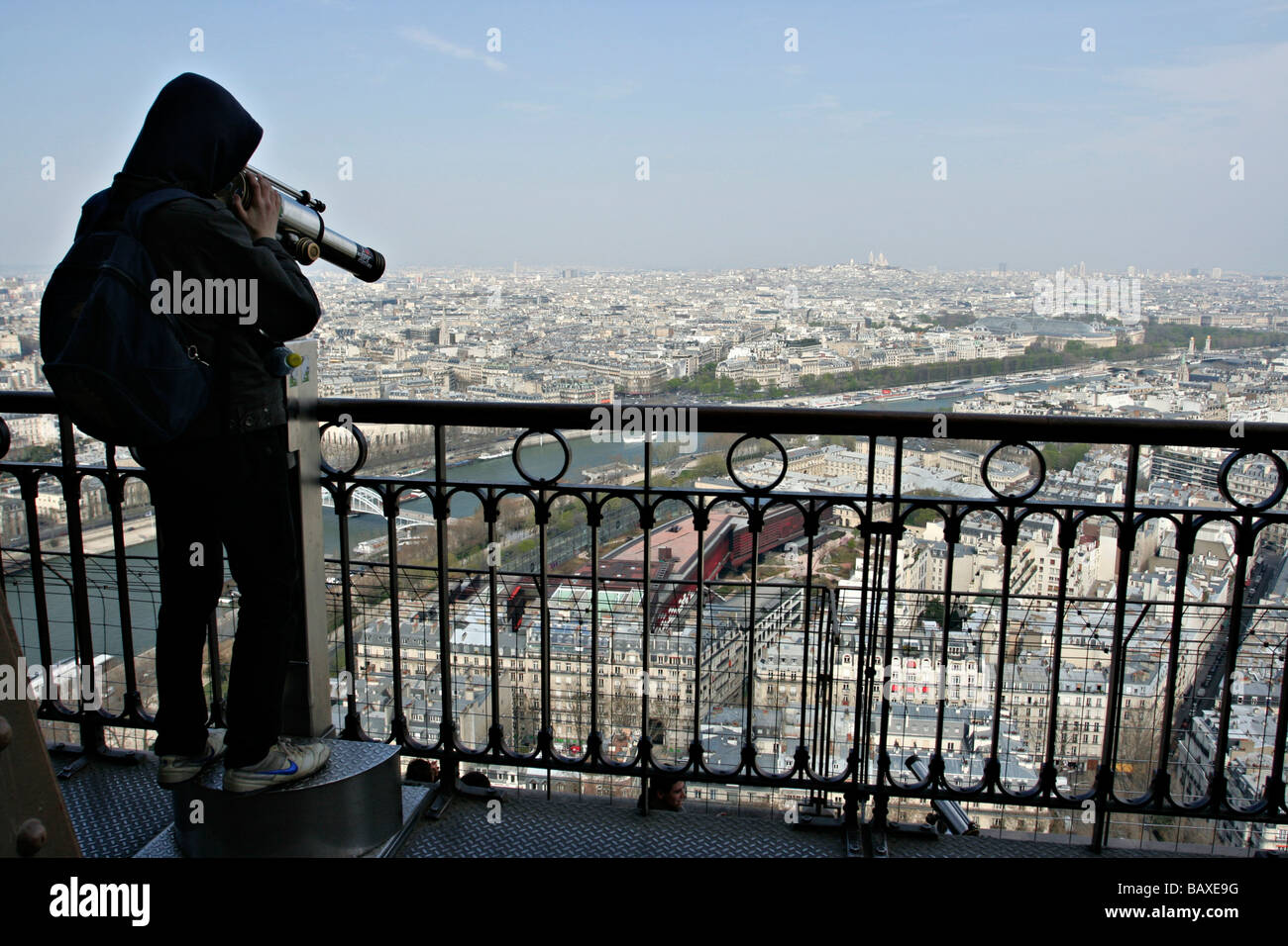 Blick von der zweiten Etage des Eiffelturms Stockfoto