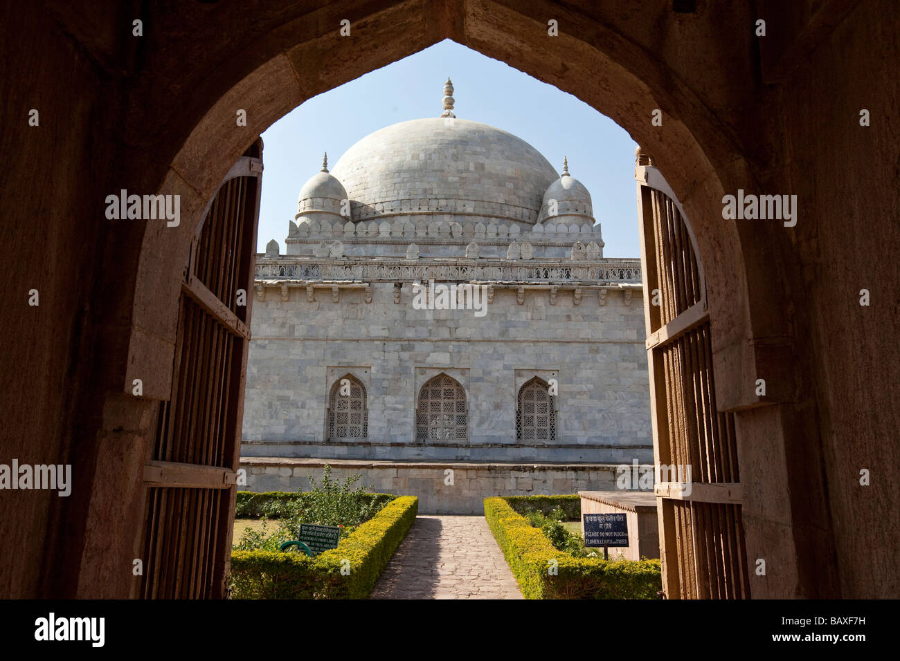 Hoshang Shahs Grab bei den Ruinen von Mandu in Madhya Pradesh, Indien Stockfoto