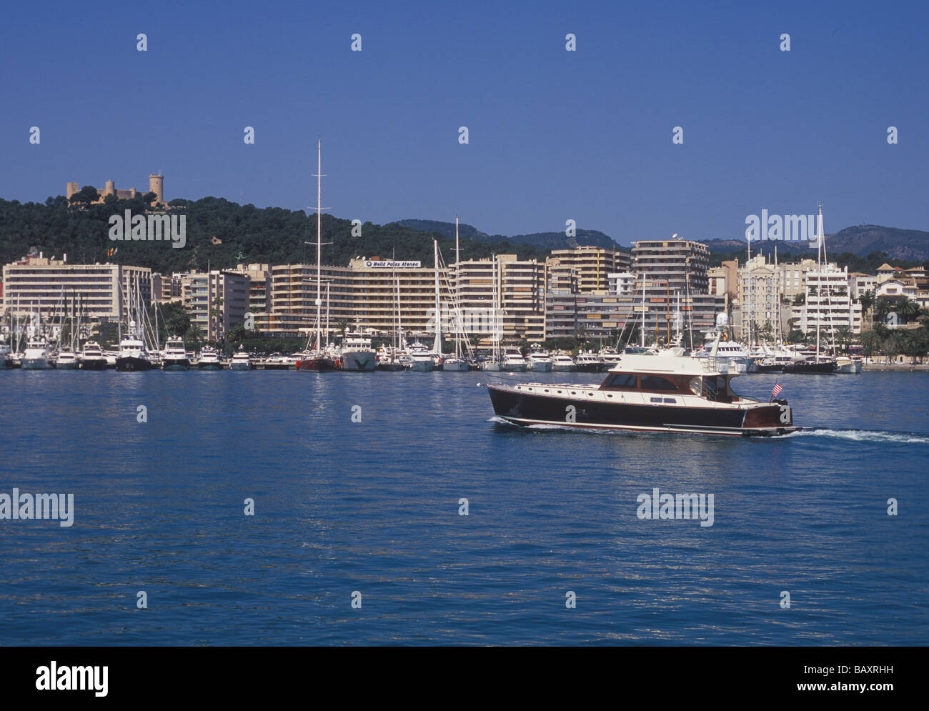 Motoryacht heimwärts gebunden aus Palma International Boat Show 2009 Stockfoto