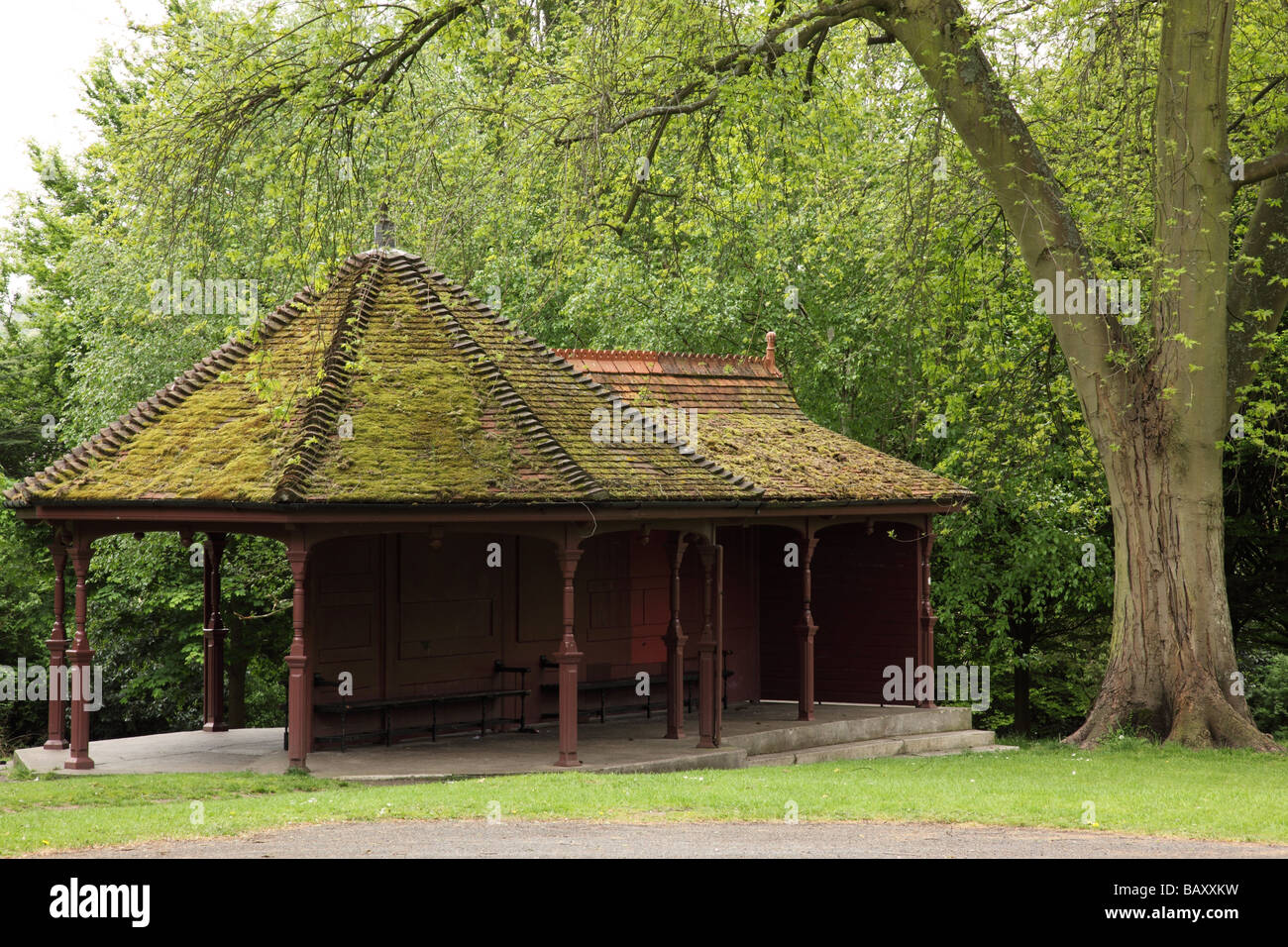 Unterschlupf im Royal Victoria Park, Stadt Bath, Somerset, England, Großbritannien Stockfoto