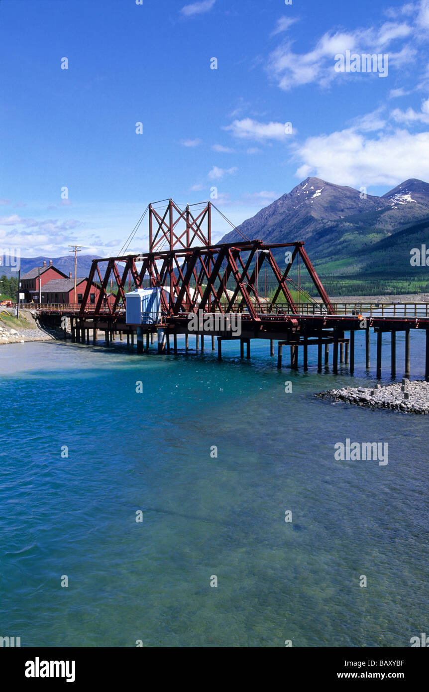 Eisenbahnbrücke über Bennett Lake, Carcross, Yukon Territorium, Kanada Stockfoto