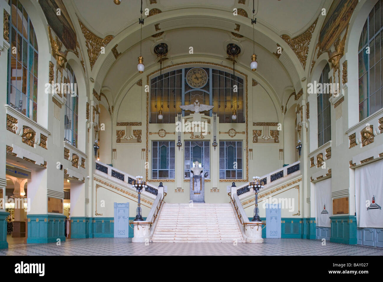 Blick ins Innere, Vitebsky Bahnhof, St. Petersburg, Russland Stockfoto