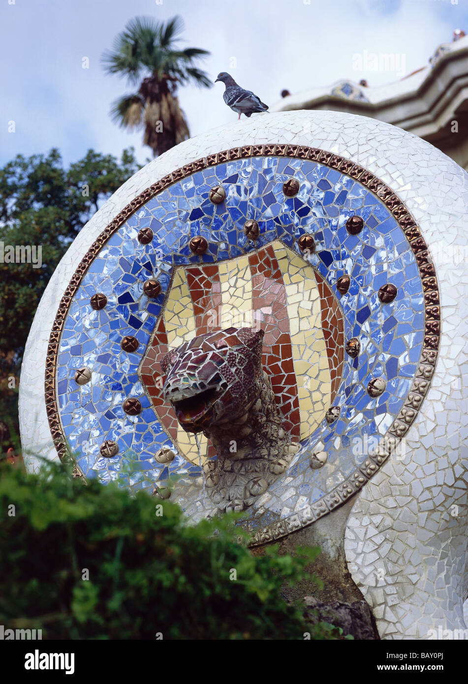 Mosaik aus Keramik im Park Güell, Antoni Gaudi, Barcelona, Spanien Stockfoto