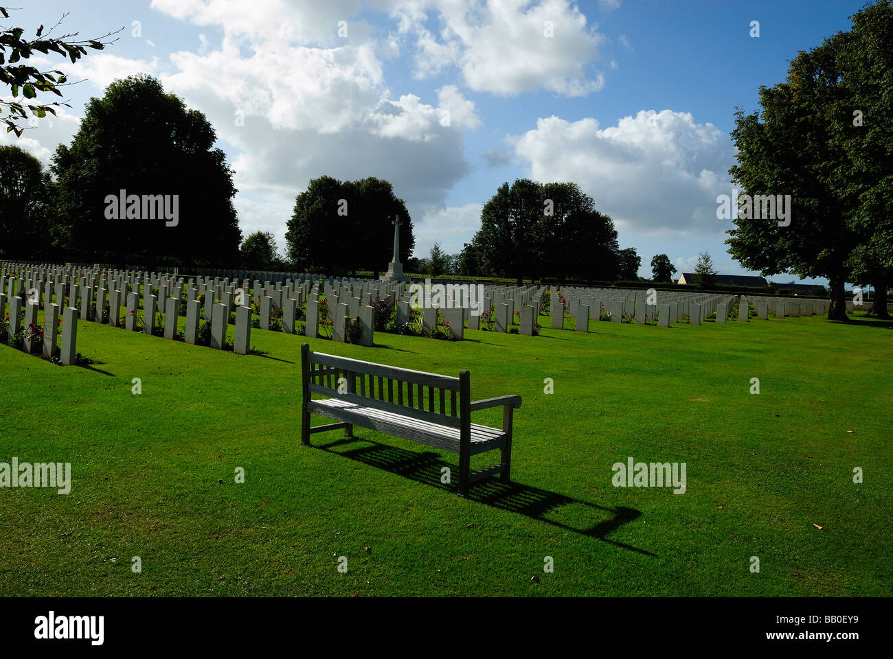 Britischer Friedhof des zweiten Weltkriegs in Bayeux, Normandie Stockfoto