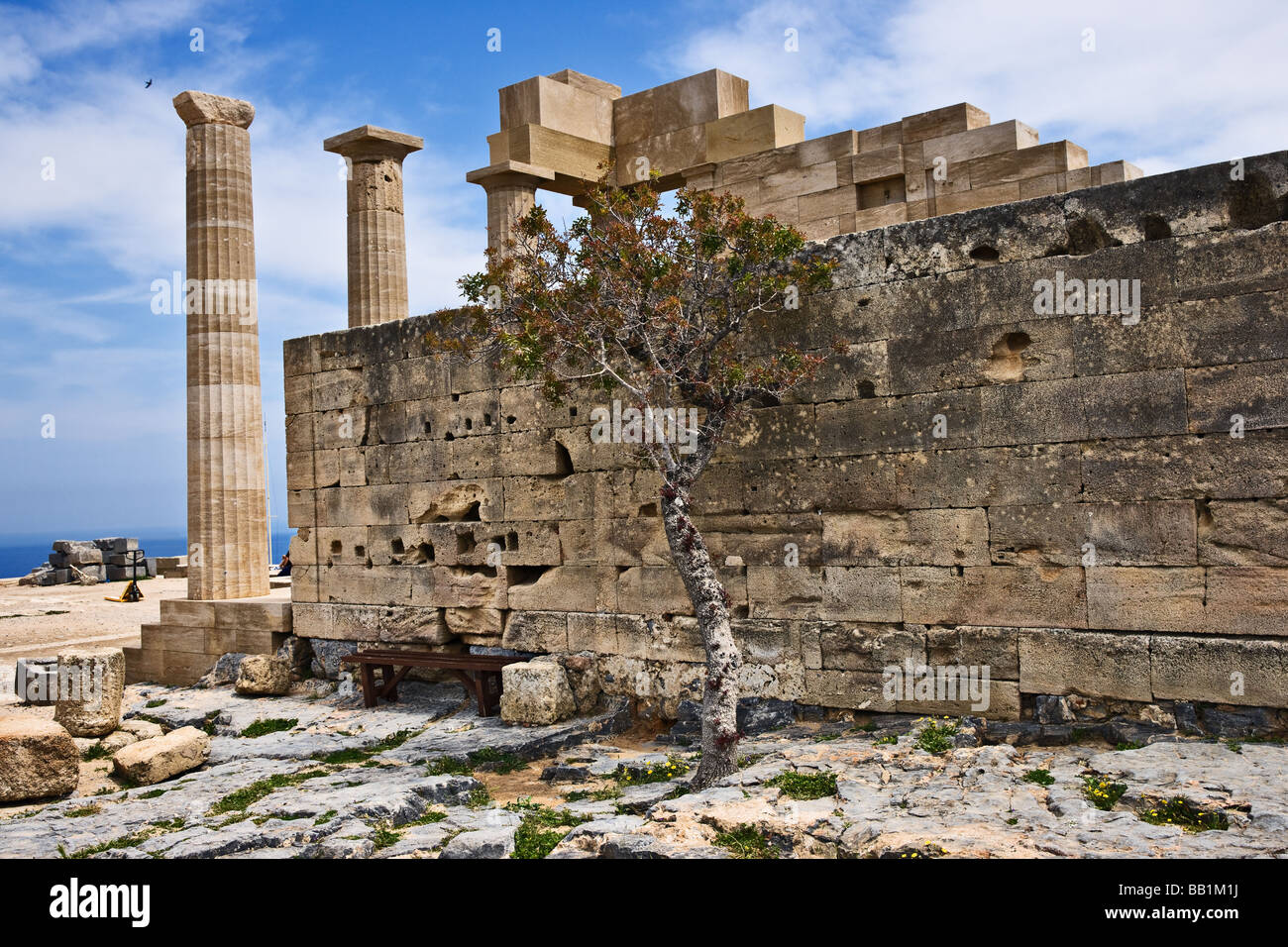 Dorischer Tempel der Athena Lindia, Akropolis von Linndos, Griechenland Stockfoto