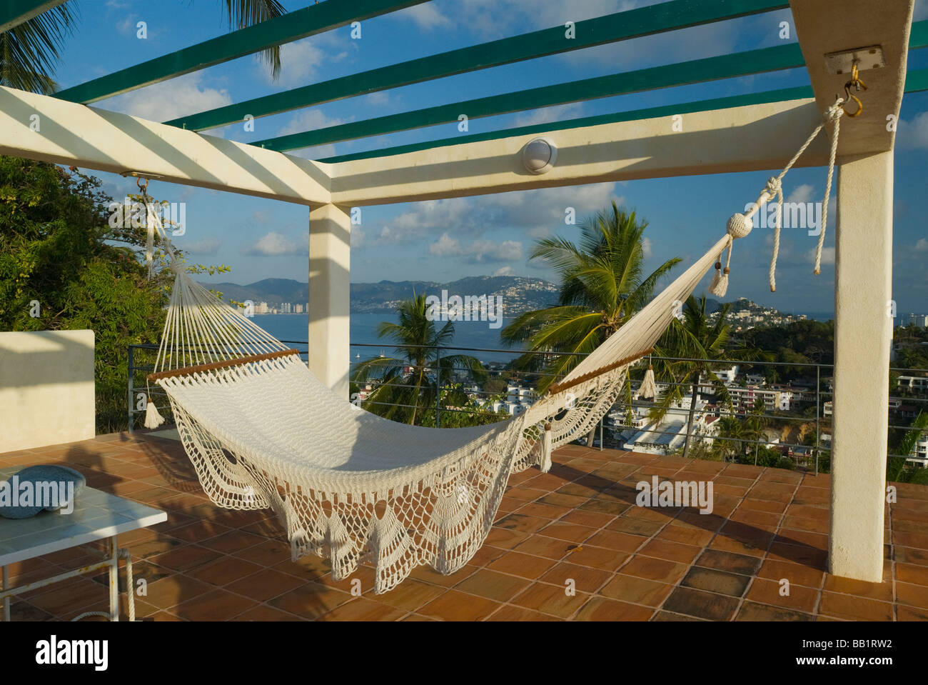 Hängematte auf Dach in Acapulco Mexiko Stockfoto