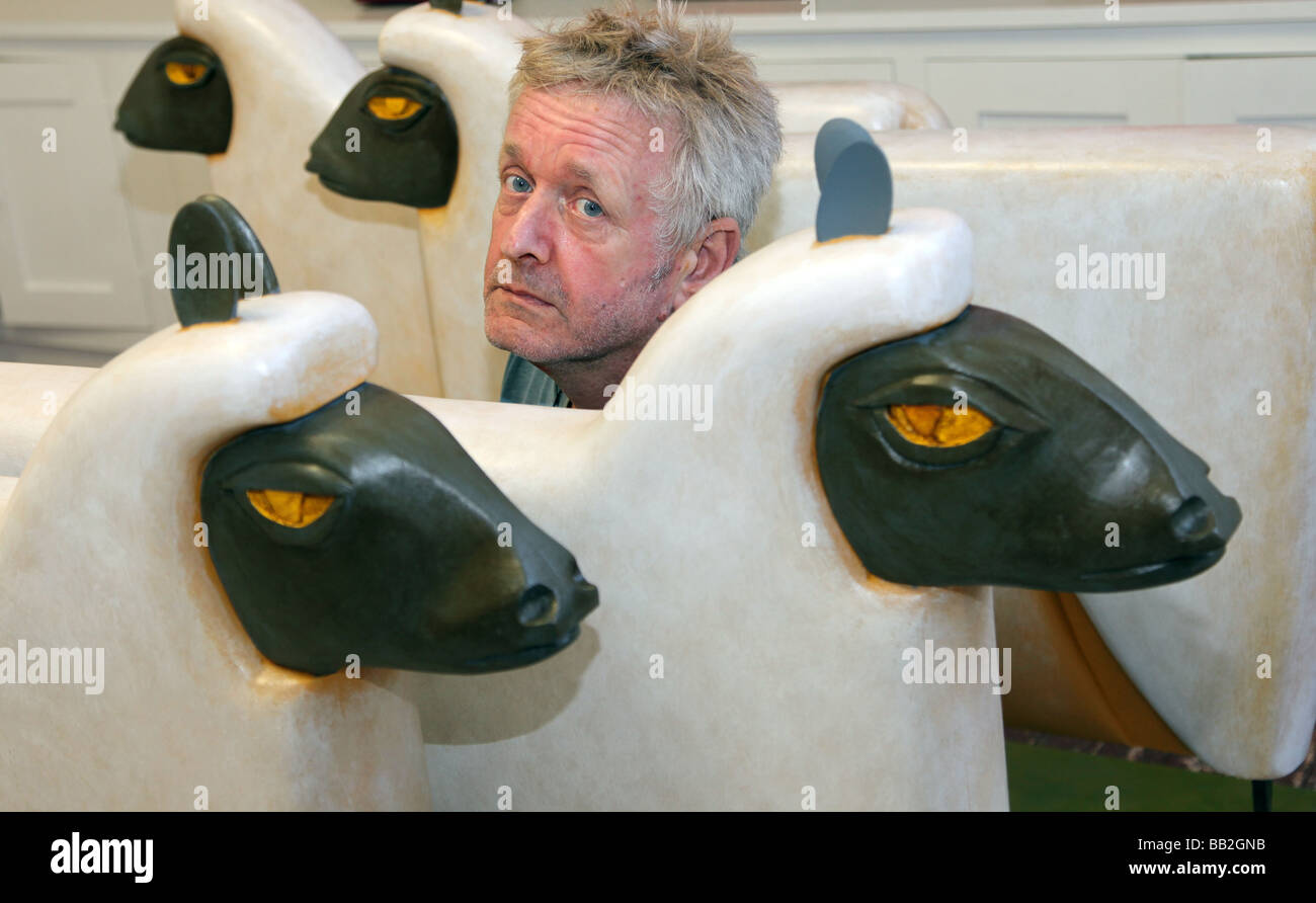 Graham Knuttel irische Künstler in seinem Atelier in Dublin Stockfoto