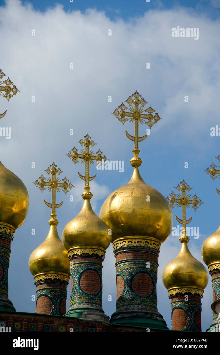 Russland, Moskau, Kreml. Terem-Palast, top vergoldeten Kuppeln der Zarin Goldene Kammer. (RF) Stockfoto